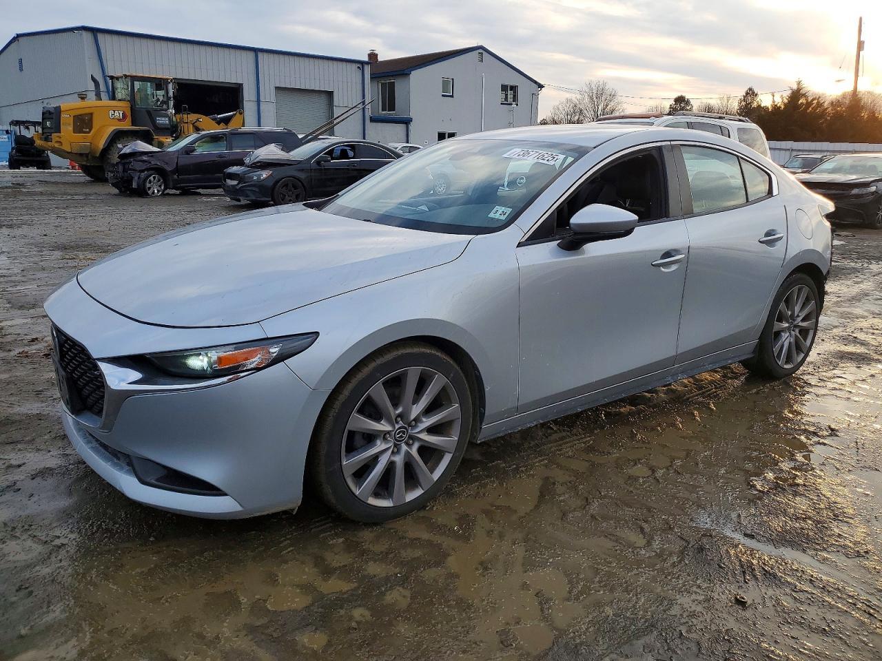 2019 Mazda 3 Select - zdjęcie główne