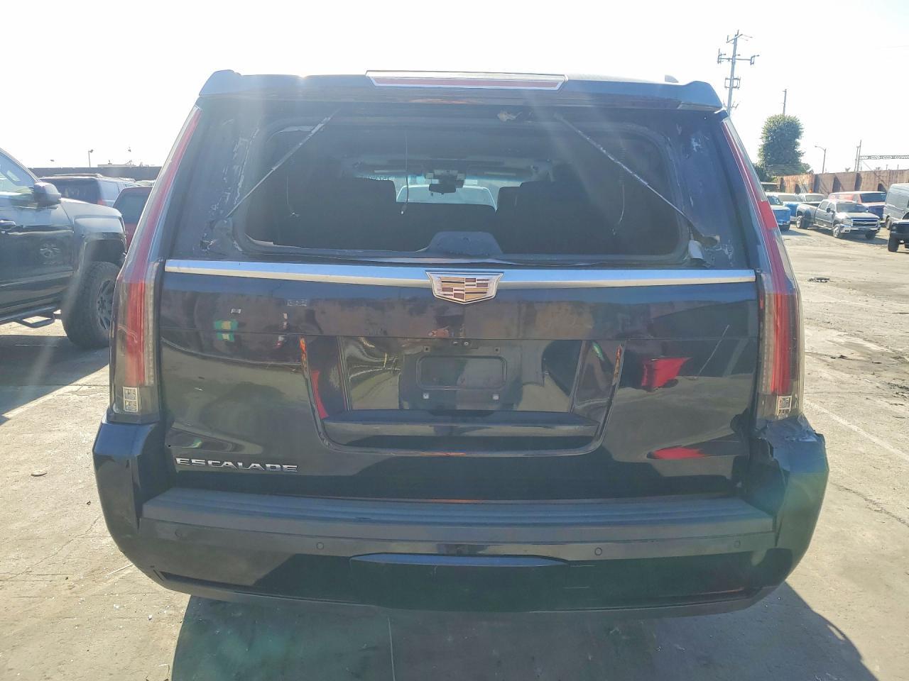 2017 Cadillac Escalade Esv Luxury - zdjęcie 6