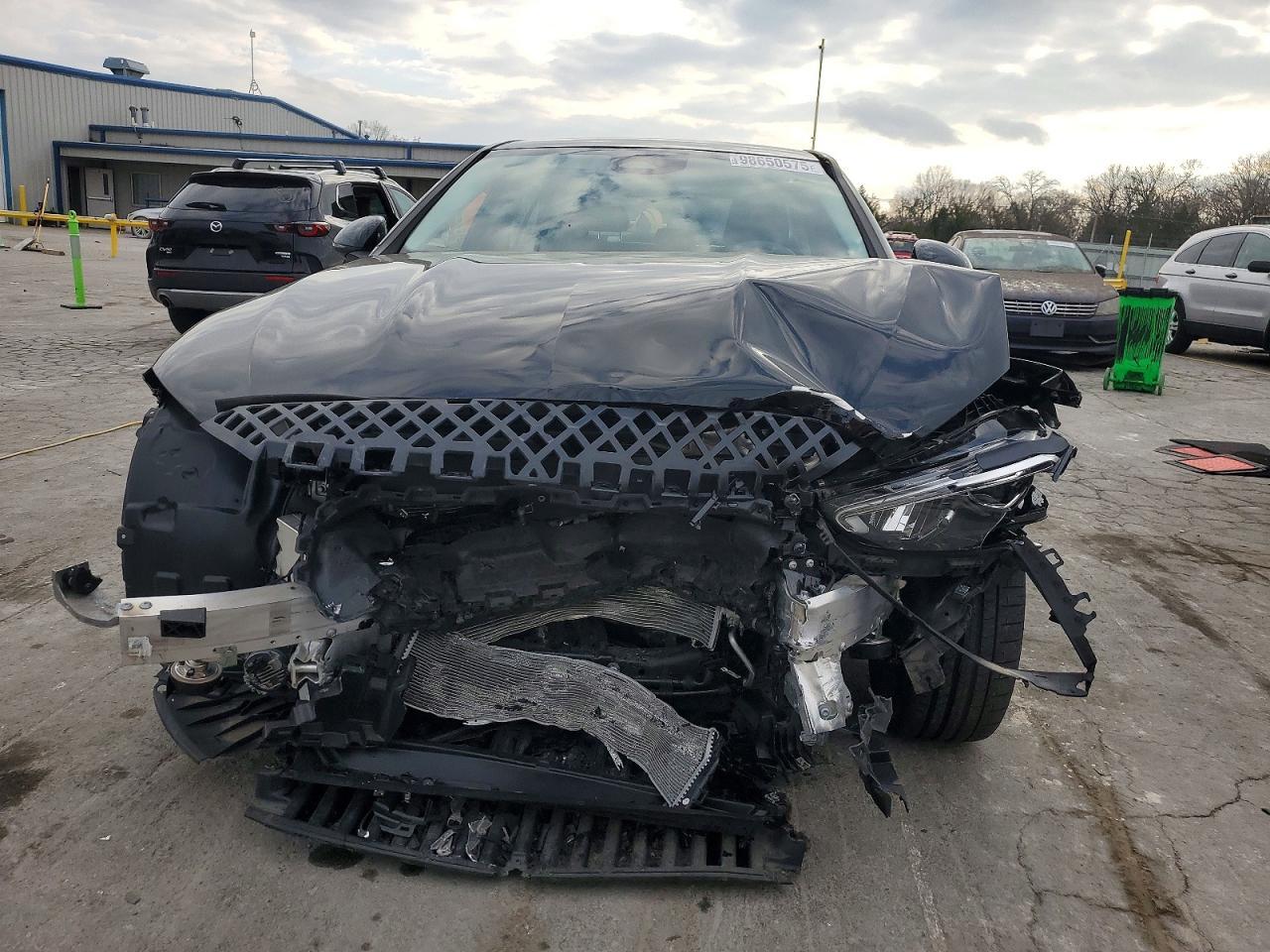 2024 Mercedes-Benz C 300 - zdjęcie 5