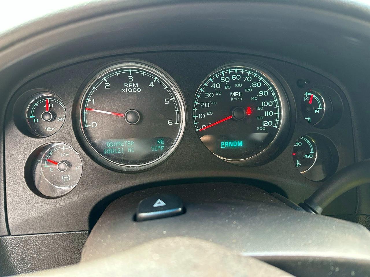 2013 Chevrolet Suburban K1500 Lt - zdjęcie 8