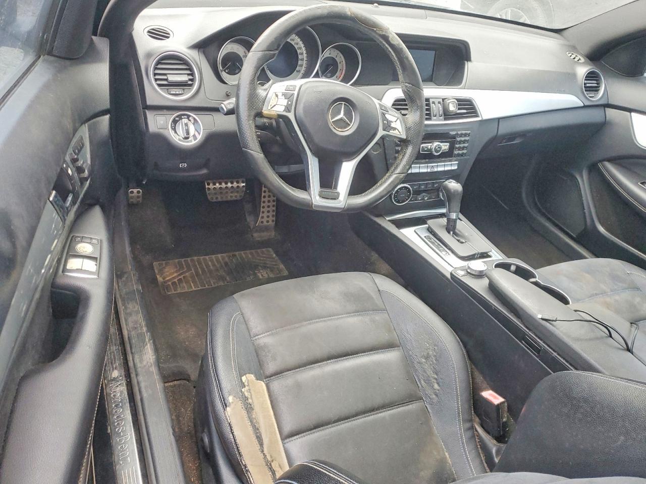 2015 Mercedes-Benz C 250 - zdjęcie 8