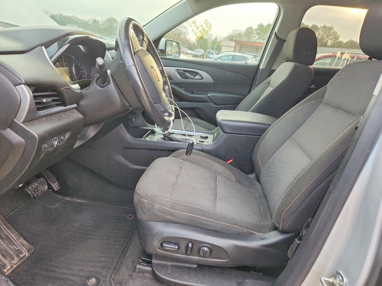 2019 Chevrolet Traverse Lt - zdjęcie 7