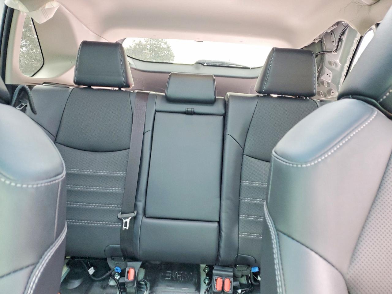 2024 Toyota Rav4 Limited - zdjęcie 10