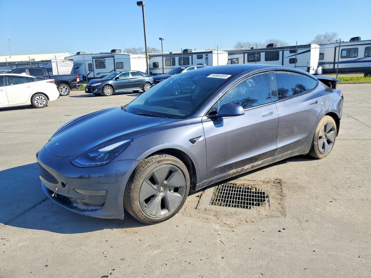 2023 Tesla Model 3 - zdjęcie główne