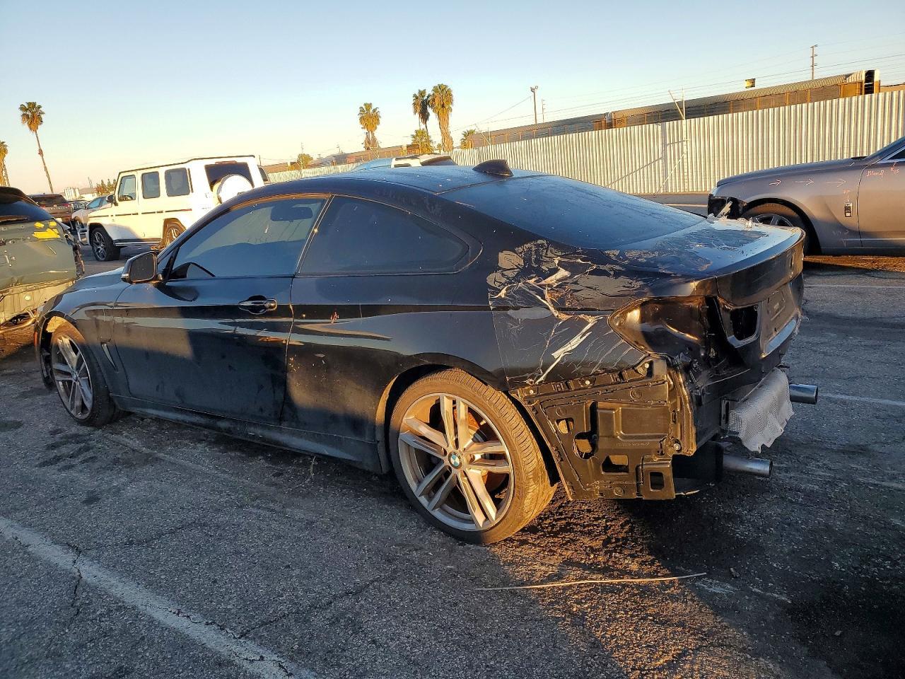 2020 BMW 440I - zdjęcie 2