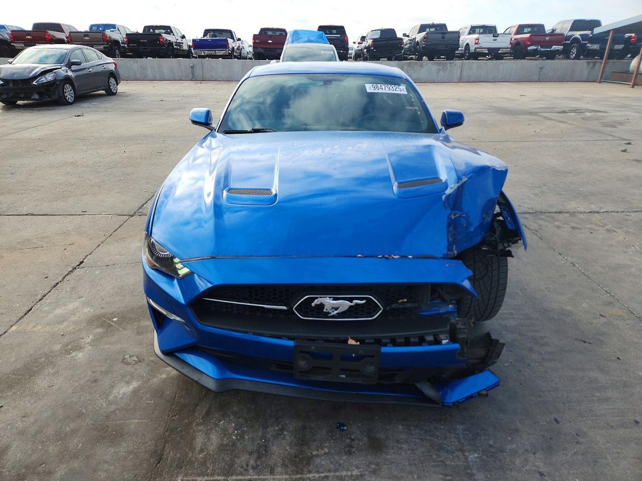 2019 Ford Mustang - zdjęcie 5