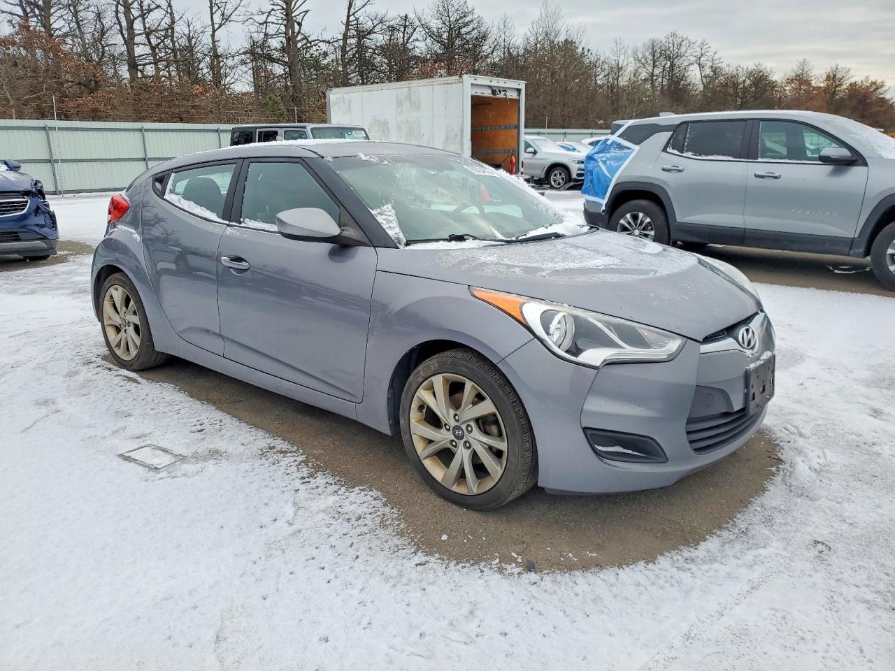 2016 Hyundai Veloster - zdjęcie 4