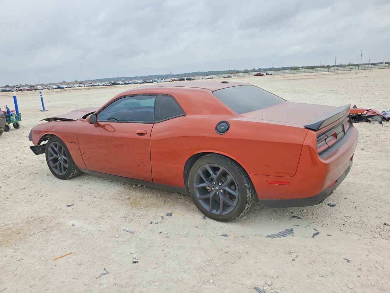 2021 Dodge Challenger R/T - zdjęcie 2