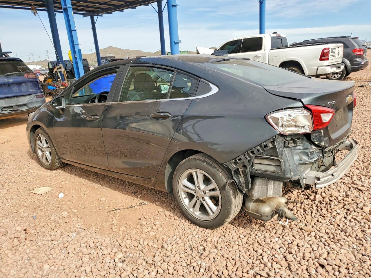 2018 Chevrolet Cruze Lt - zdjęcie 2