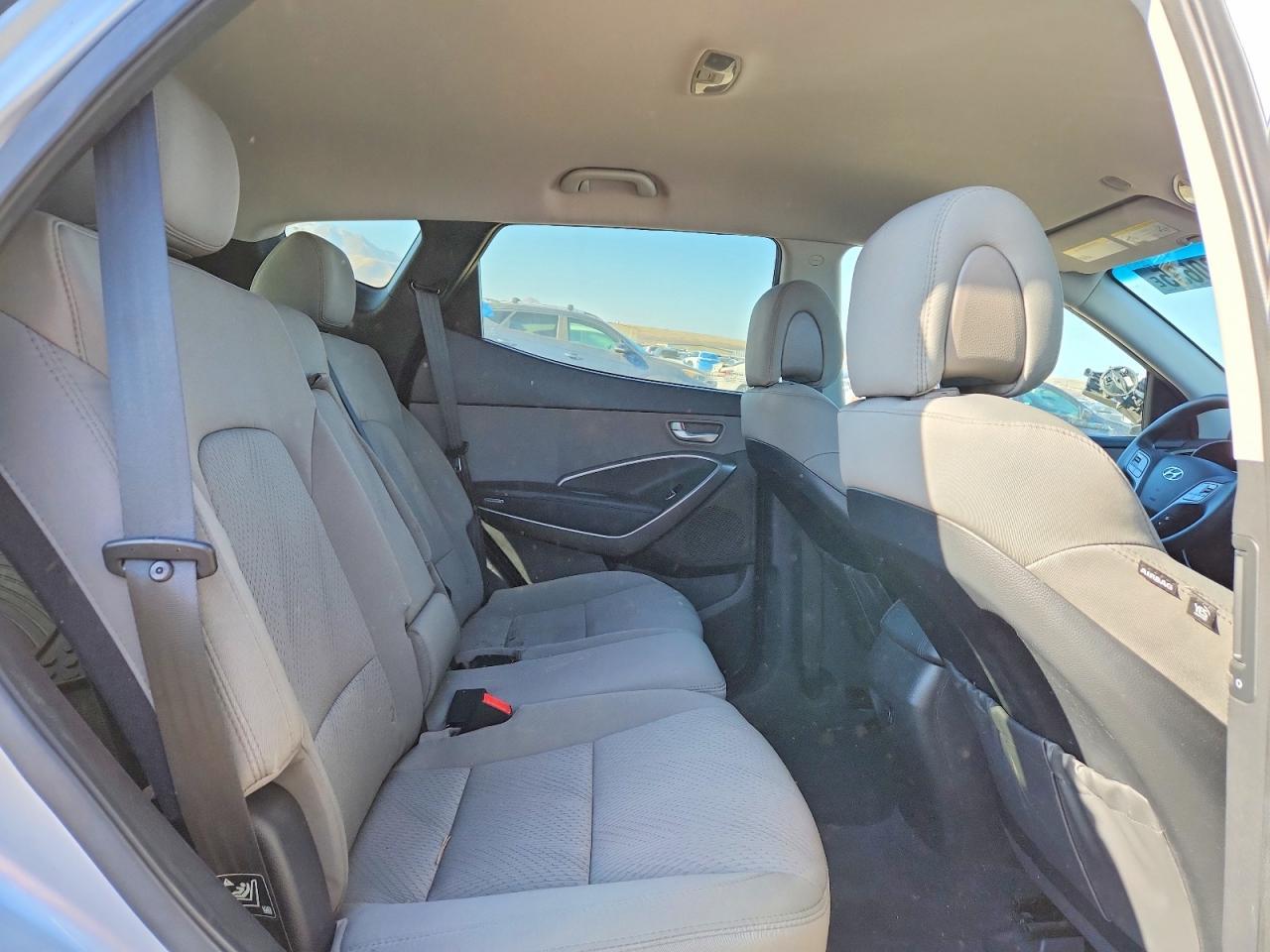 2016 Hyundai Santa Fe Sport - zdjęcie 11