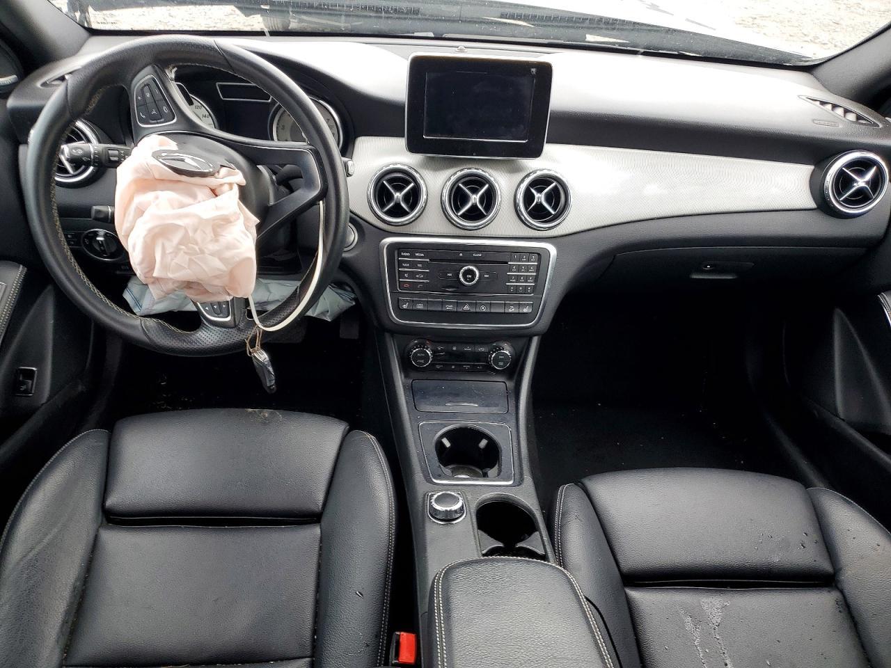 2017 Mercedes-Benz Gla 250 4Matic - zdjęcie 8