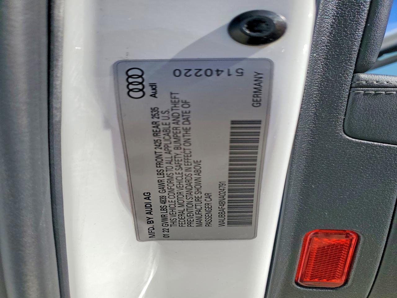2022 Audi A4 Premium Plus 40 - zdjęcie 12