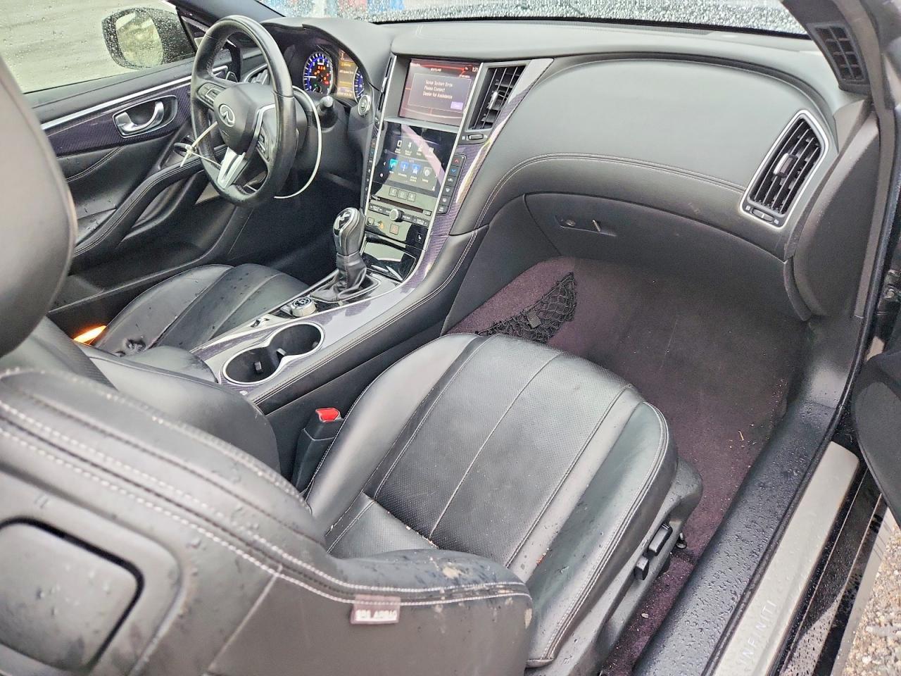 2018 Infiniti Q60 Red Sport 400 - zdjęcie 8