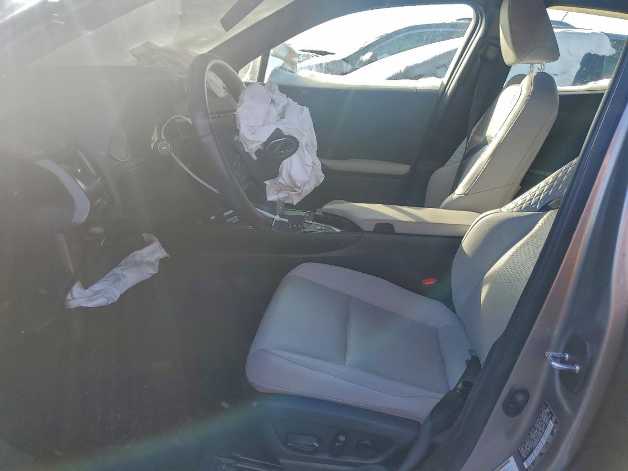 2021 Lexus Ux 250H - zdjęcie 7