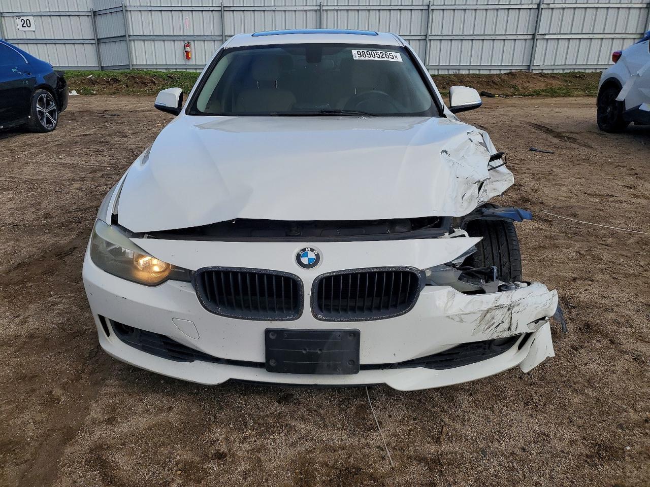 BMW Seria 3 - zdjęcie 5