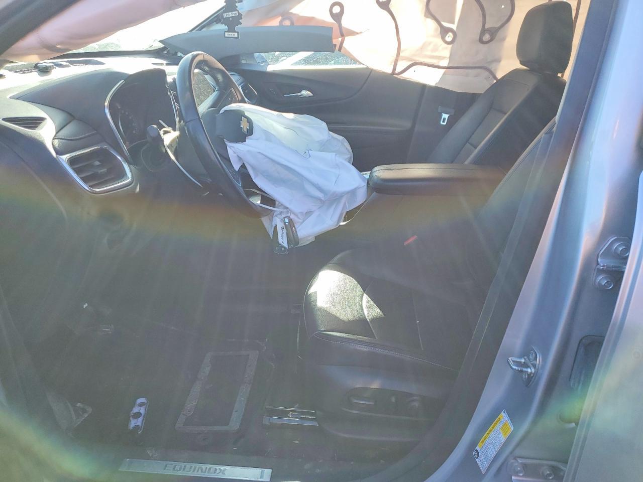 2020 Chevrolet Equinox Premier - zdjęcie 7