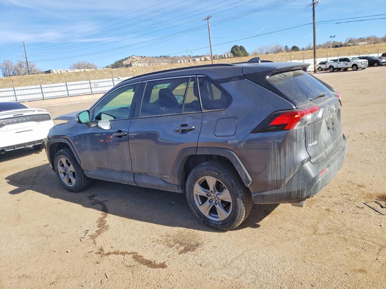 2023 Toyota Rav4 Xle - zdjęcie 2