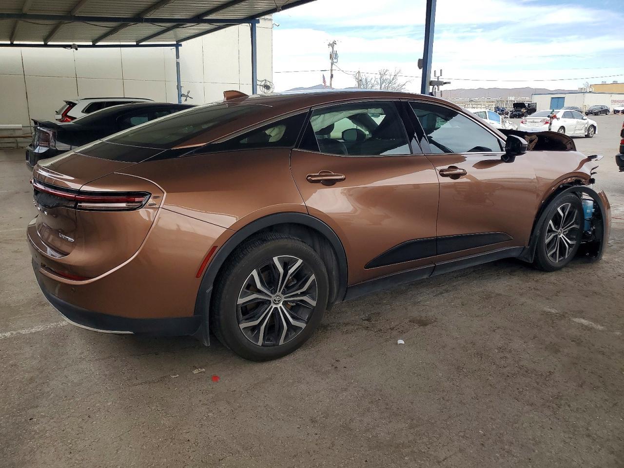 2025 Toyota Crown Xle - zdjęcie 3