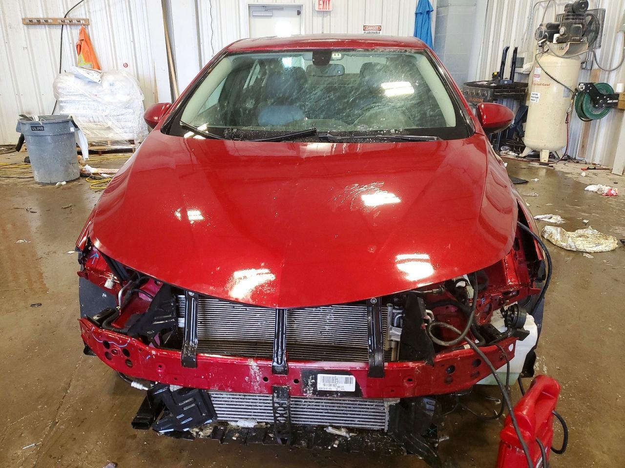 2018 Chevrolet Cruze Premier - zdjęcie 5