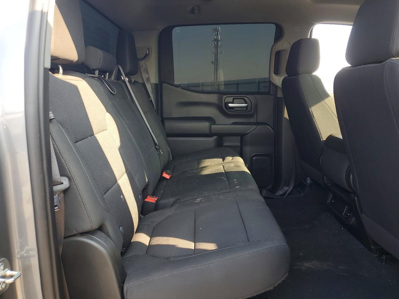 2021 Chevrolet Silverado C1500 Custom - zdjęcie 10