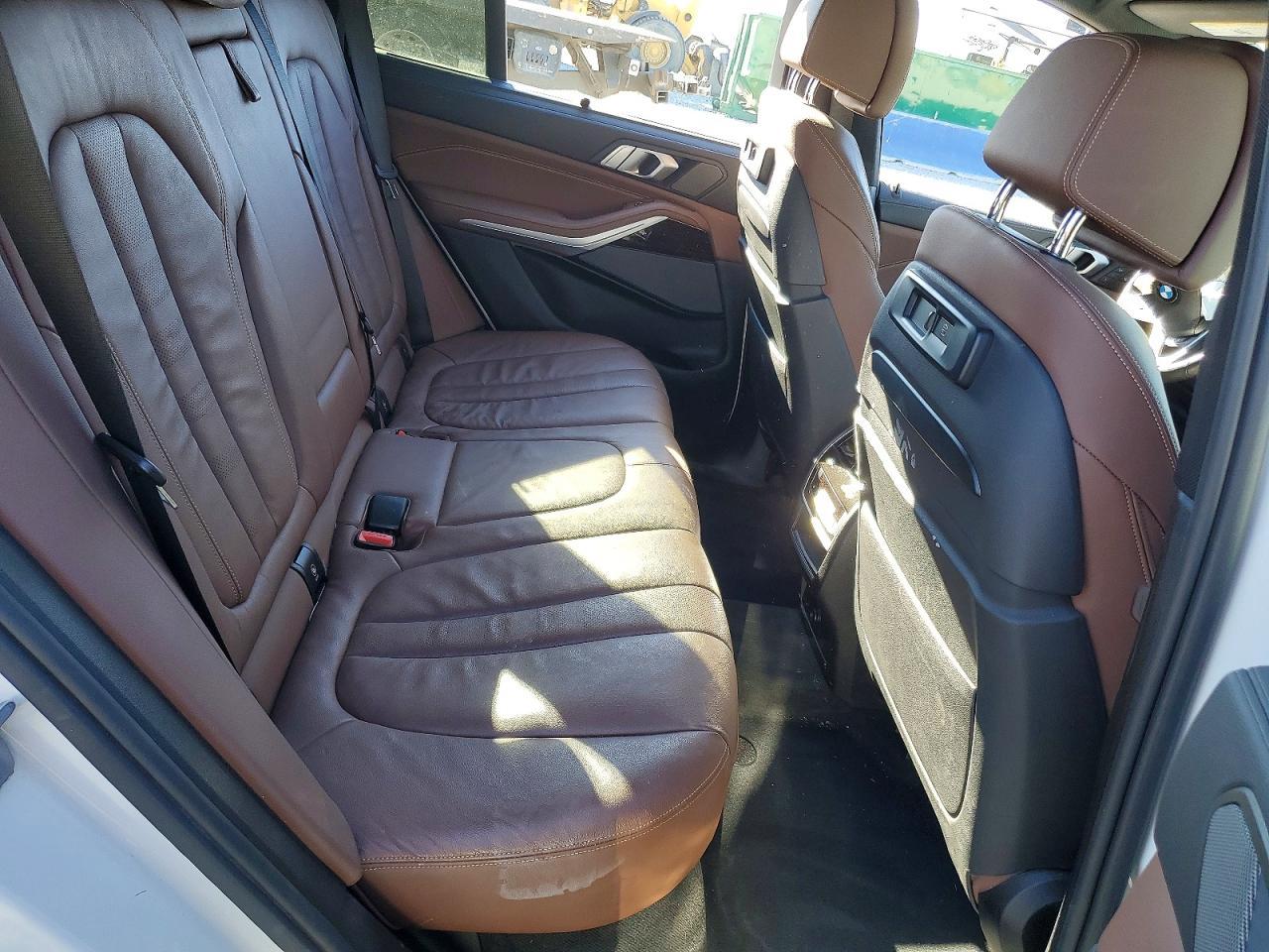 2019 BMW X5 xDrive50I - zdjęcie 11