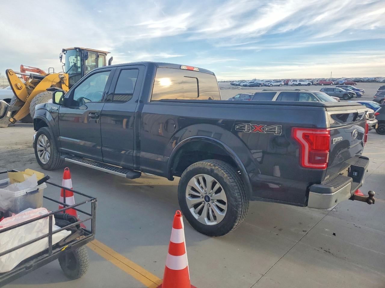 2015 Ford F150 Super Cab - zdjęcie 2