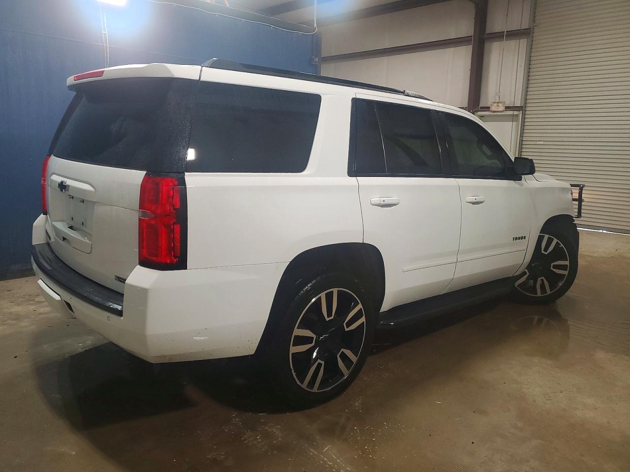 2018 Chevrolet Tahoe K1500 Premier - zdjęcie 3
