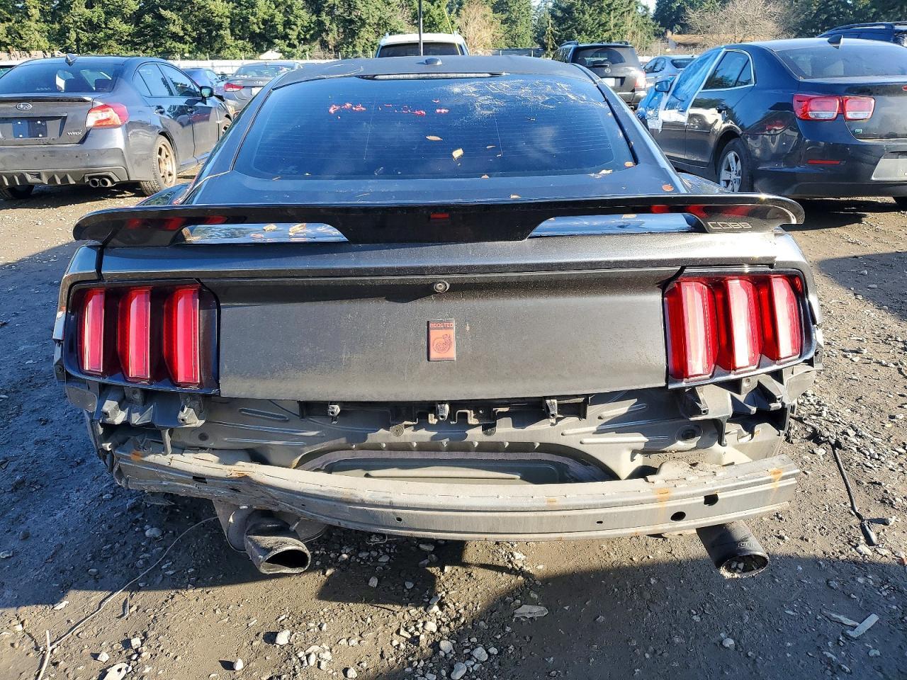 2015 Ford Mustang - zdjęcie 6