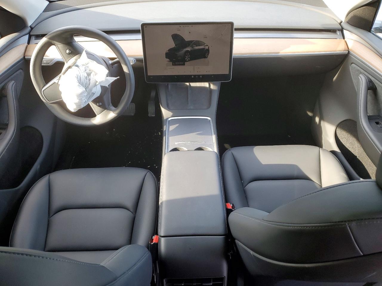 2023 Tesla Model Y - zdjęcie 8