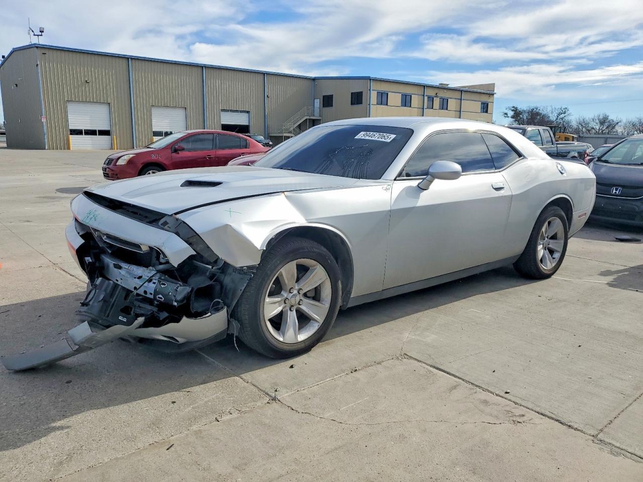 2023 Dodge Challenger Sxt - zdjęcie główne