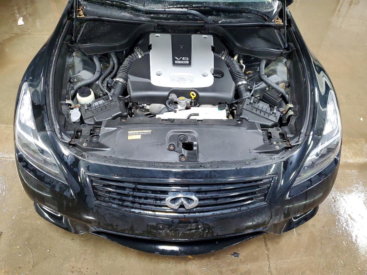 2013 Infiniti G37 - zdjęcie 11