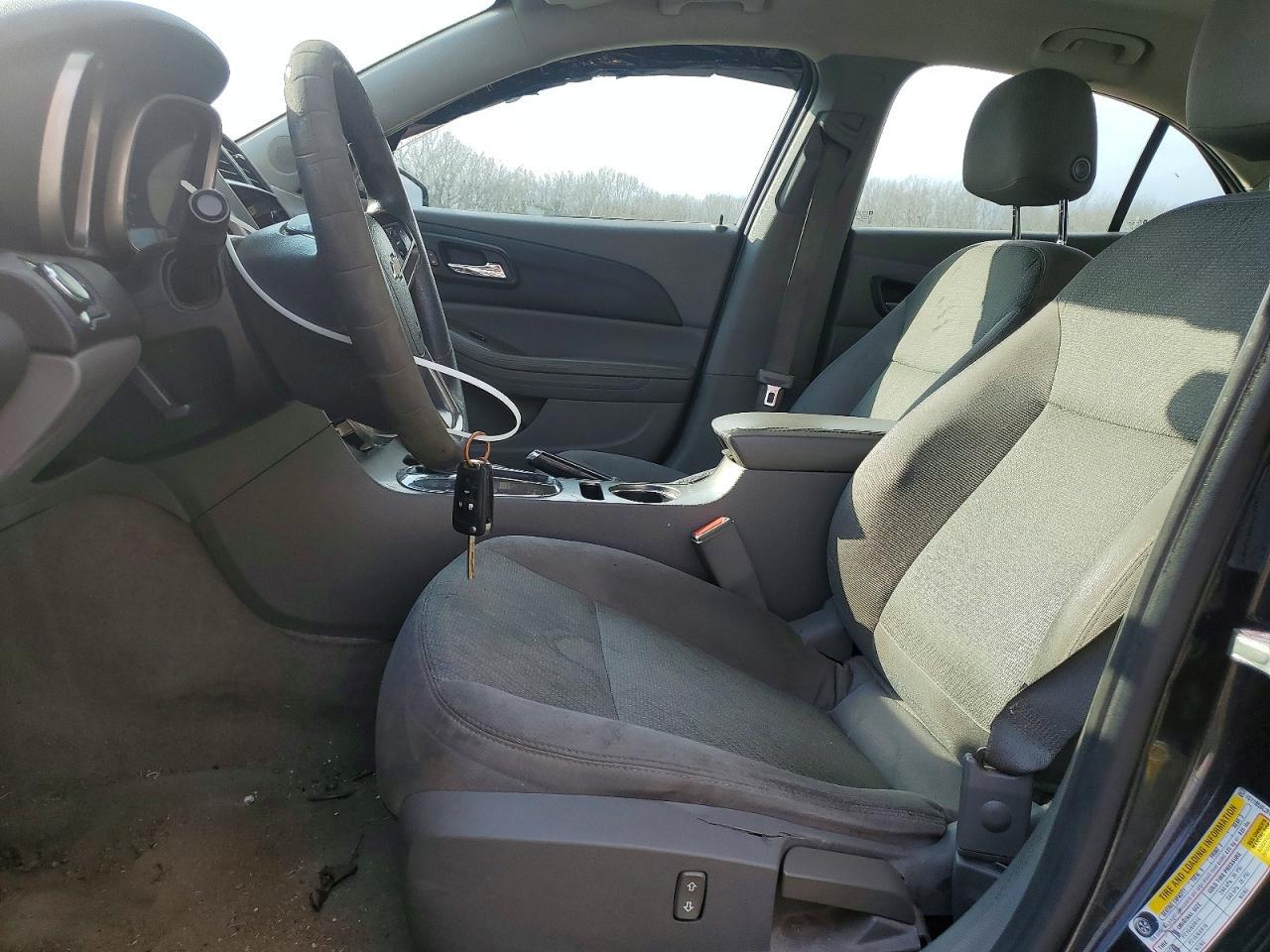 2015 Chevrolet Malibu Ls - zdjęcie 7