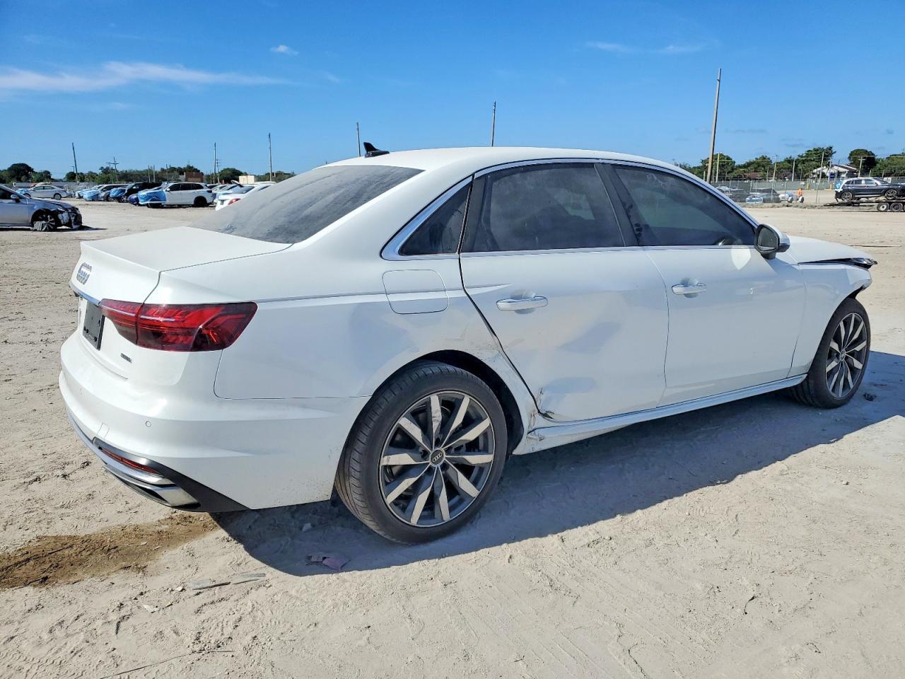 2022 Audi A4 Premium Plus 40 - zdjęcie 3