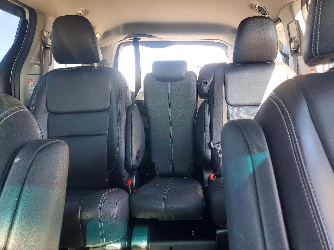 2016 Toyota Sienna Se - zdjęcie 10