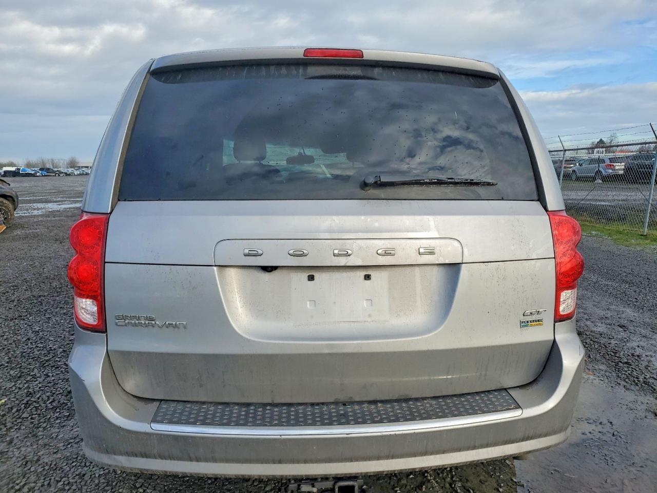 2017 Dodge Grand Caravan Gt - zdjęcie 6