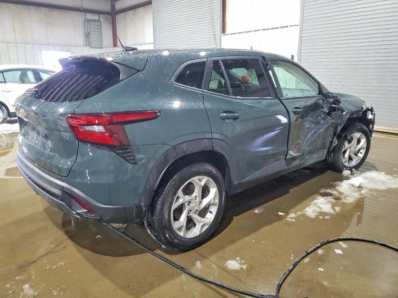 2026 Chevrolet Trax Ls - zdjęcie 3