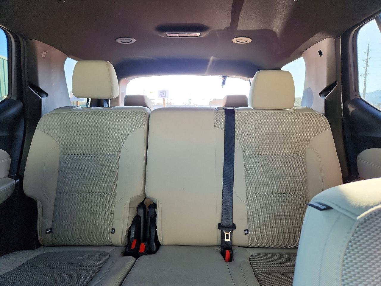 2023 Chevrolet Traverse Ls - zdjęcie 10