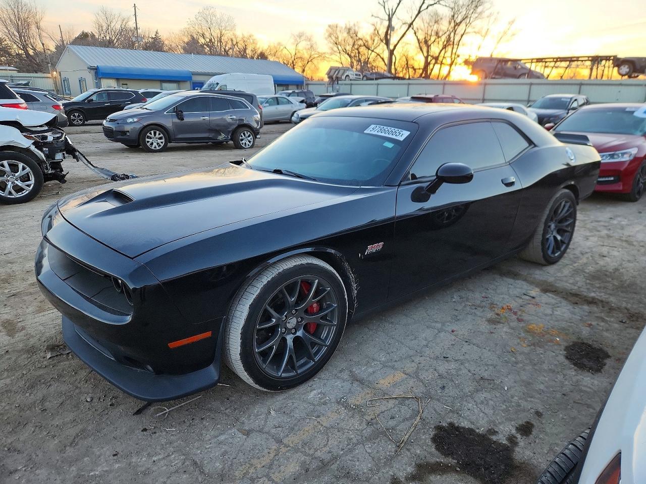 2016 Dodge Challenger Srt 392 - zdjęcie główne