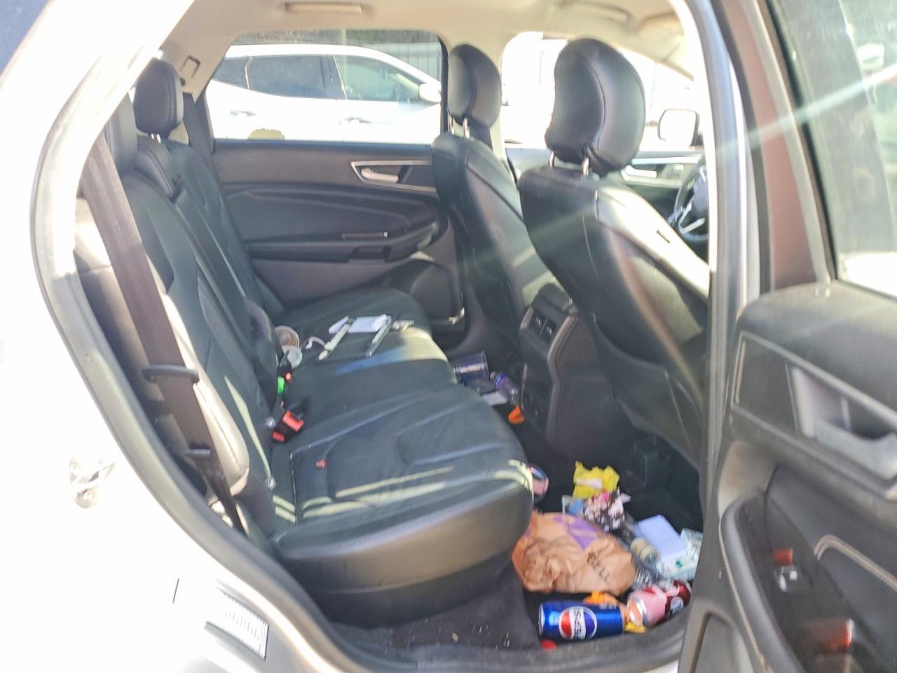 2016 Ford Edge Titanium - zdjęcie 10