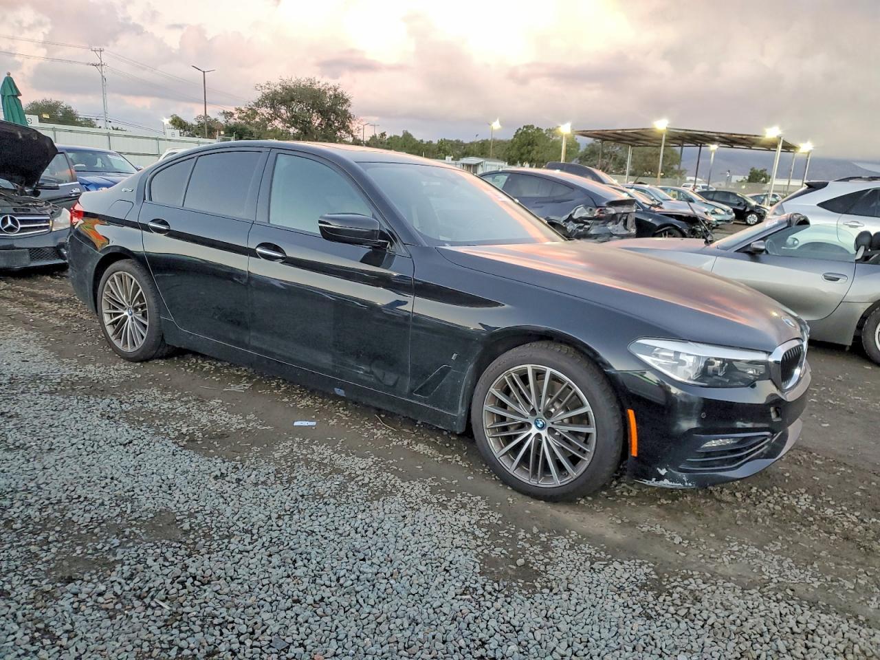 BMW Seria 5 - zdjęcie 4