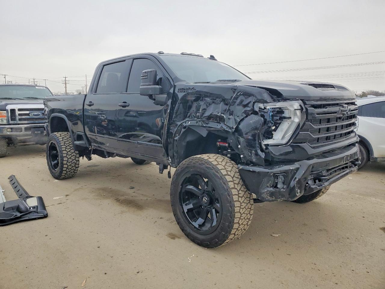 2025 Chevrolet Silverado K3500 High Country - zdjęcie 4