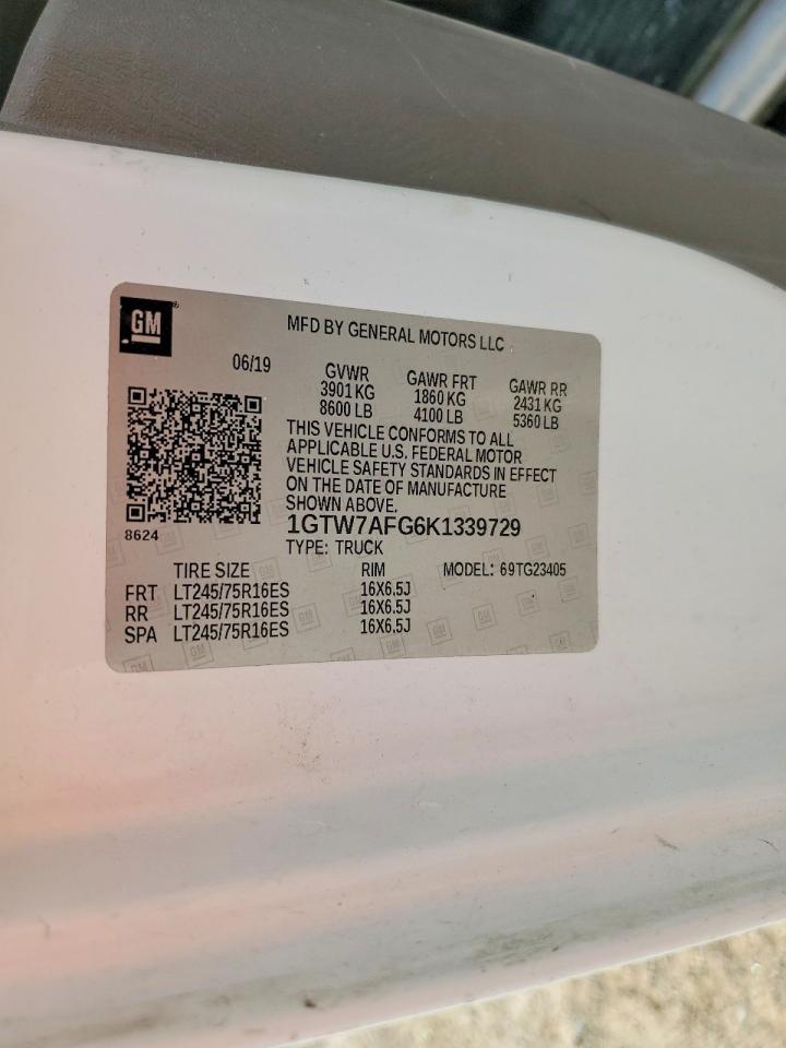 2019 GMC Savana G2500 - zdjęcie 13