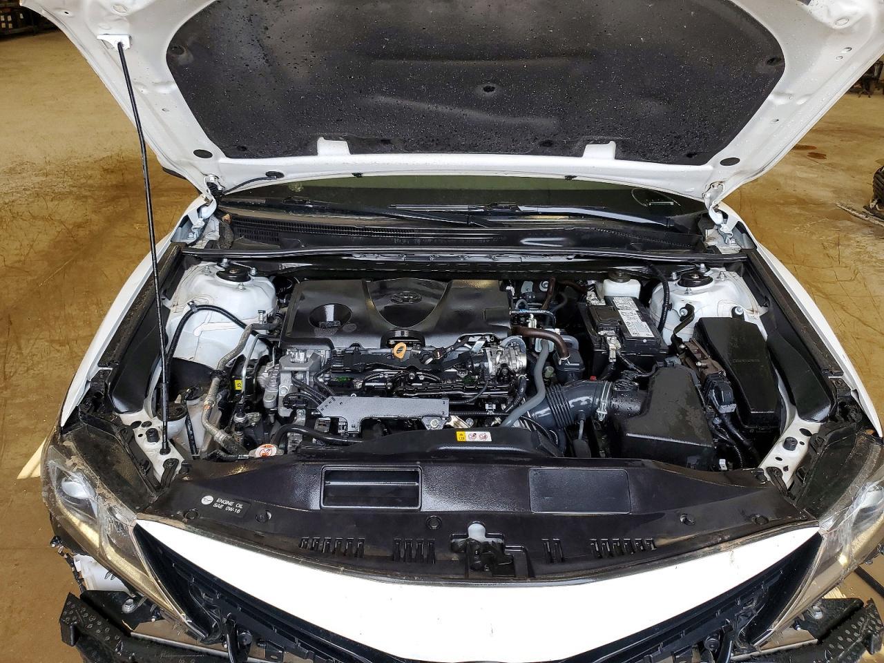 2024 Toyota Camry Le - zdjęcie 11