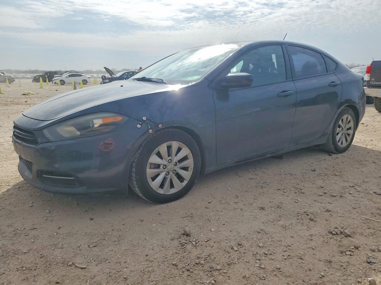 2014 Dodge Dart Sxt - zdjęcie główne