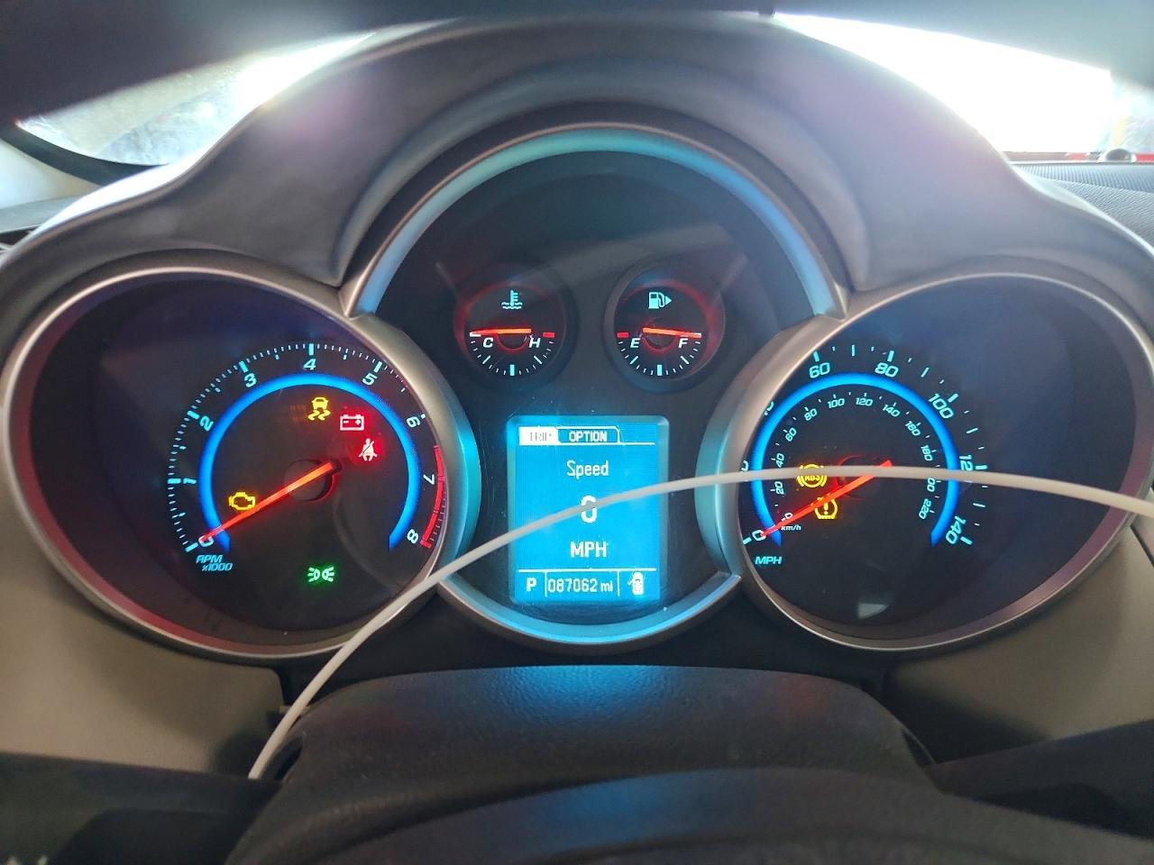 2016 Chevrolet Cruze Limited Ls - zdjęcie 9