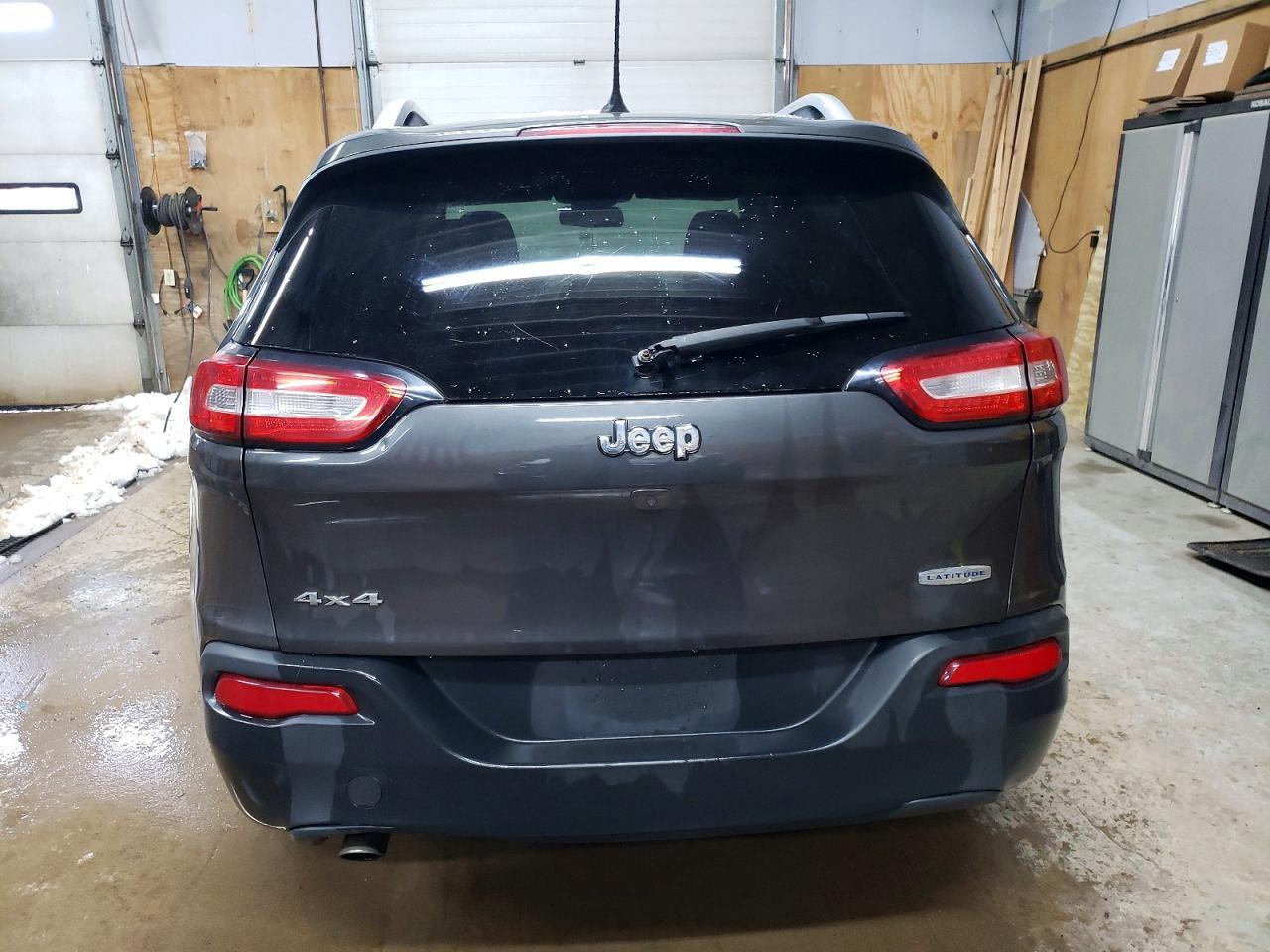 2015 Jeep Cherokee Latitude - zdjęcie 6