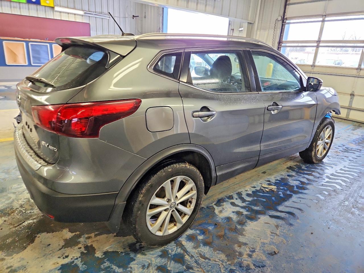 2018 Nissan Rogue Sport S - zdjęcie 3