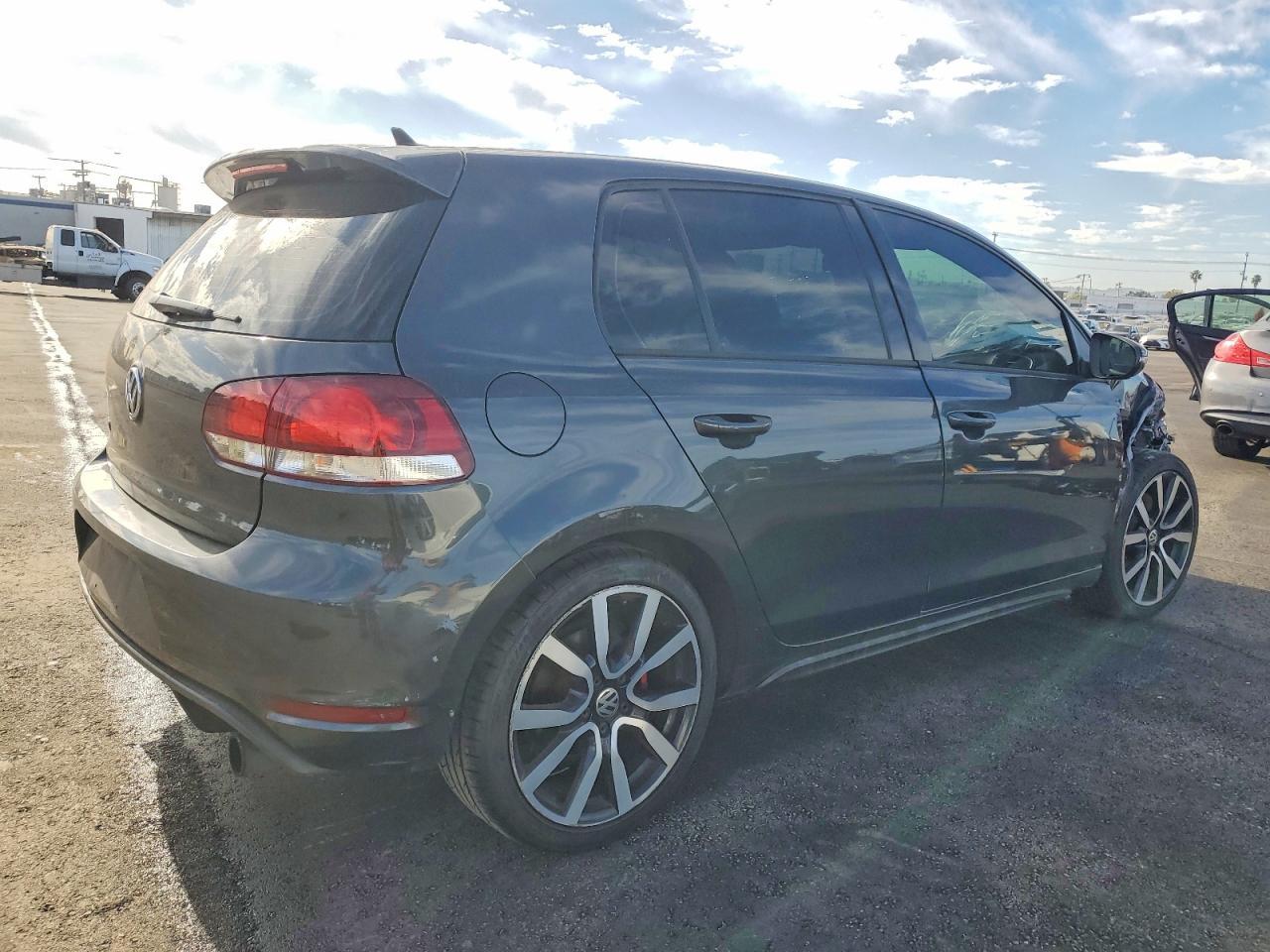 2014 Volkswagen Gti - zdjęcie 3