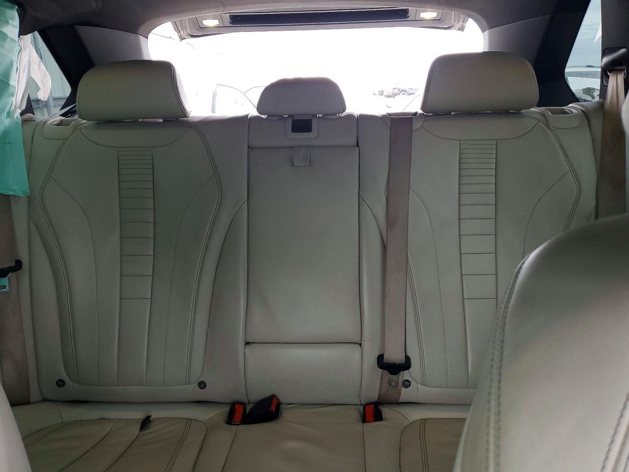 2017 BMW X5 xDrive35I - zdjęcie 10