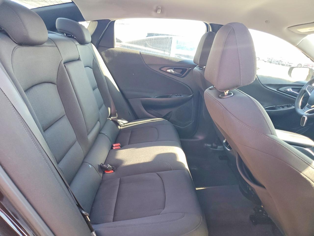 2021 Chevrolet Malibu Lt - zdjęcie 10